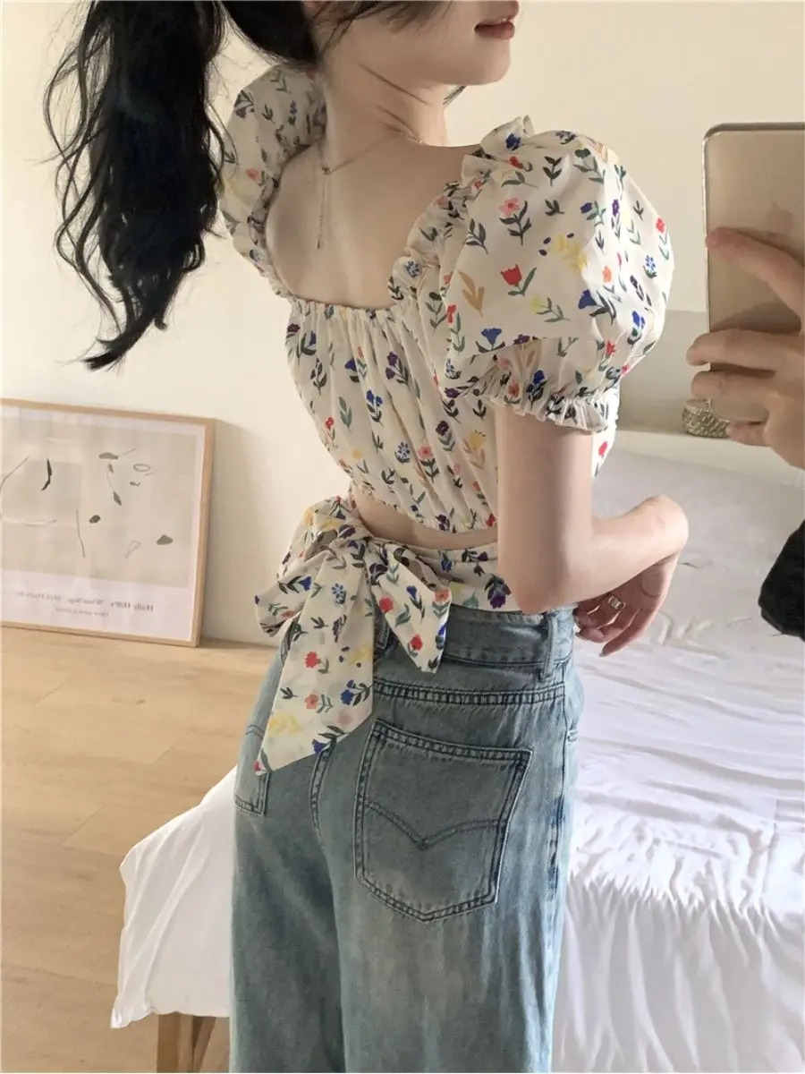 Crop Blouse Linen - ブラウス女性花柄プリントバックレスレースアップパフスリーブスクエアカラー夏クロップトップスフレンチスタイル美的ロマンチック甘い