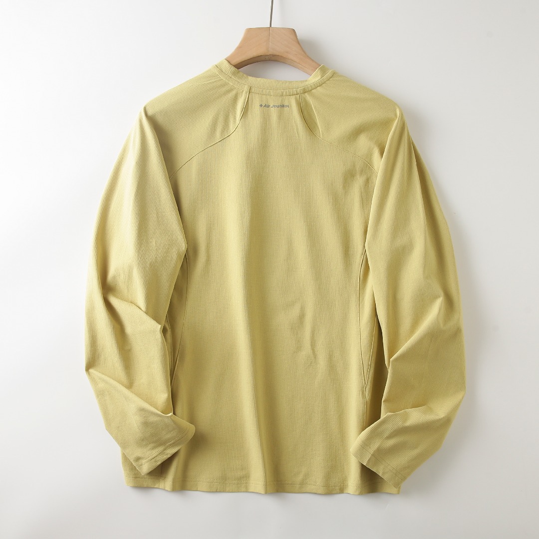 ユニセックス ハイストレッチ 通気性のある長袖 T シャツ  - Summer Clothing Guys のレビューと価格
